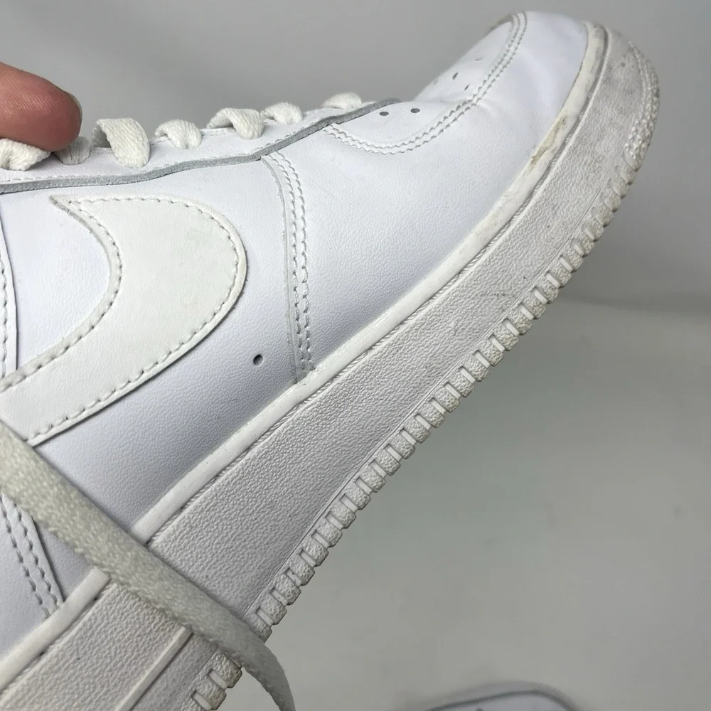 Nike Air Force 1 AF1 '07 Low Men's Triple White Sneakers Size 10.5 CW2288-111